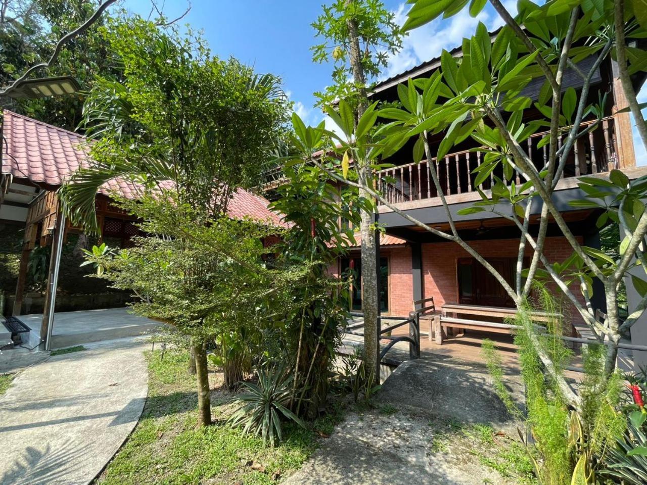 Dr Dusun Hulu Langat Exterior foto