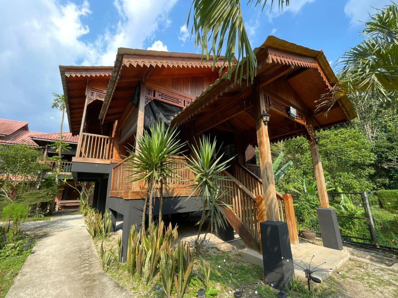 Dr Dusun Hulu Langat Exterior foto
